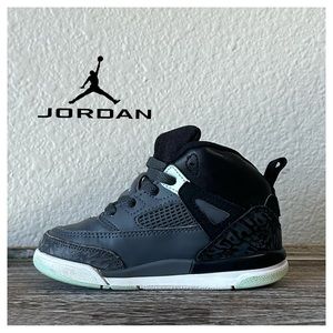 ❌SOLD❌ Nike Jordan Spizike Shoes Sz 8C